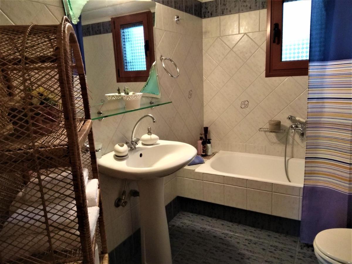 Mainades House Apartment Vitina Luaran gambar